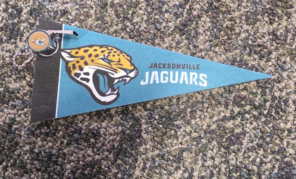 Jacksonville Jaguars Mini Pennant Whistle Keychain